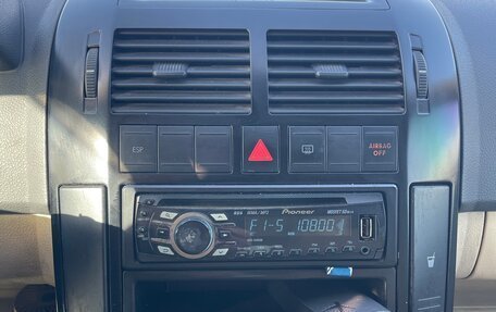 Volkswagen Polo IV рестайлинг, 2004 год, 420 000 рублей, 28 фотография