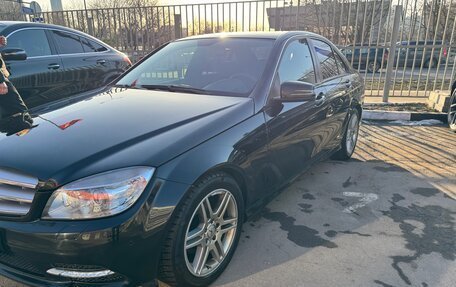 Mercedes-Benz C-Класс, 2010 год, 1 100 000 рублей, 4 фотография