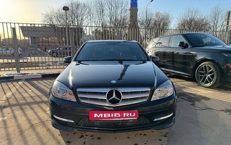 Mercedes-Benz C-Класс, 2010 год, 1 100 000 рублей, 3 фотография