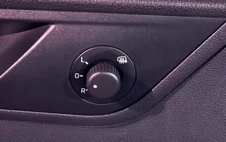 Volkswagen Polo VI (EU Market), 2021 год, 1 600 000 рублей, 19 фотография