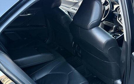 Toyota Camry, 2018 год, 2 670 000 рублей, 12 фотография