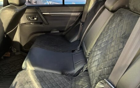 Mitsubishi Pajero IV, 2006 год, 1 300 000 рублей, 9 фотография