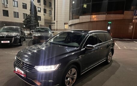 Volkswagen Passat B8 рестайлинг, 2018 год, 3 350 000 рублей, 2 фотография