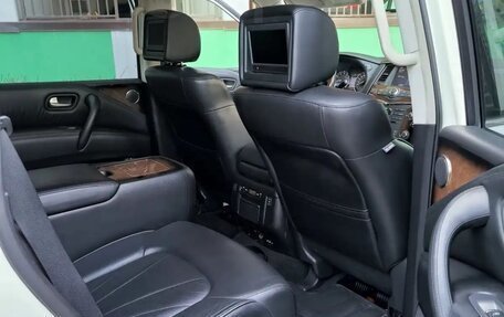 Infiniti QX80 I рестайлинг, 2014 год, 2 500 000 рублей, 14 фотография