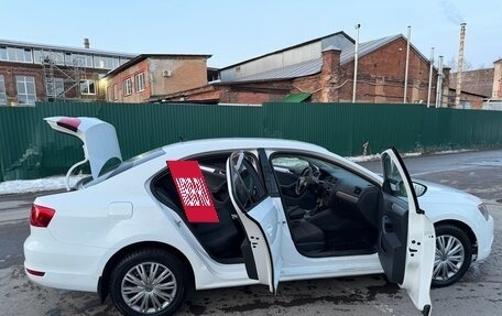 Volkswagen Jetta VI, 2012 год, 739 000 рублей, 11 фотография