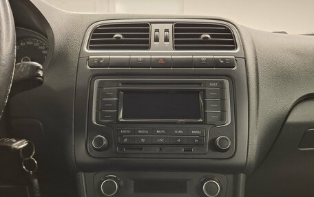 Volkswagen Polo VI (EU Market), 2013 год, 687 000 рублей, 15 фотография