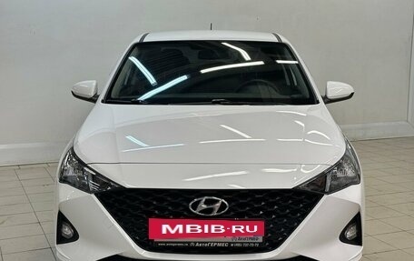 Hyundai Solaris II рестайлинг, 2021 год, 1 540 000 рублей, 2 фотография