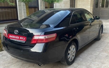 Toyota Camry, 2006 год, 880 000 рублей, 2 фотография