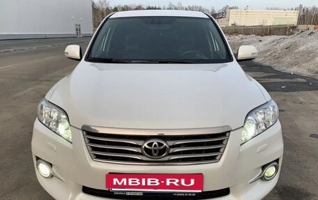 Toyota RAV4, 2010 год, 1 800 000 рублей, 2 фотография