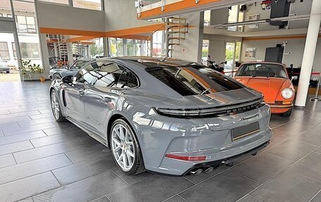 Porsche Panamera, 2024 год, 28 390 000 рублей, 4 фотография