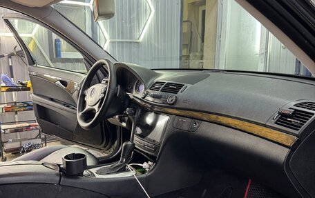 Mercedes-Benz E-Класс, 2007 год, 1 600 000 рублей, 11 фотография