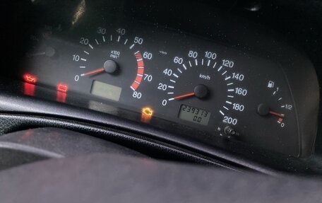 Chevrolet Niva I рестайлинг, 2003 год, 228 000 рублей, 7 фотография