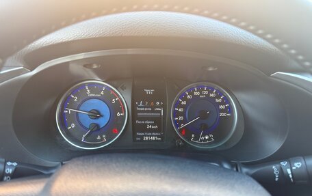 Toyota Hilux VIII, 2018 год, 2 600 000 рублей, 10 фотография