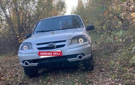 Chevrolet Niva I рестайлинг, 2003 год, 228 000 рублей, 8 фотография