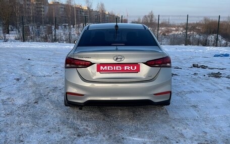 Hyundai Solaris II рестайлинг, 2019 год, 1 560 000 рублей, 5 фотография