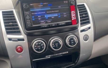 Mitsubishi Pajero Sport II рестайлинг, 2014 год, 1 850 000 рублей, 16 фотография