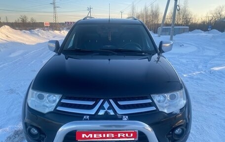 Mitsubishi Pajero Sport II рестайлинг, 2014 год, 1 850 000 рублей, 14 фотография