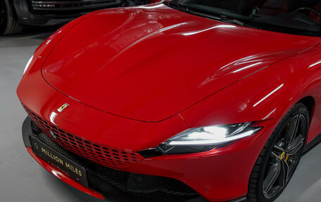 Ferrari Roma, 2025 год, 33 000 000 рублей, 4 фотография