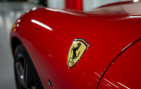 Ferrari Roma, 2025 год, 33 000 000 рублей, 8 фотография
