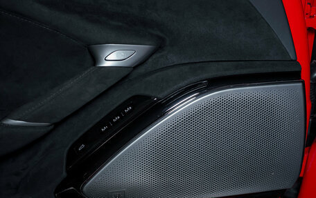 Ferrari Roma, 2025 год, 33 000 000 рублей, 26 фотография