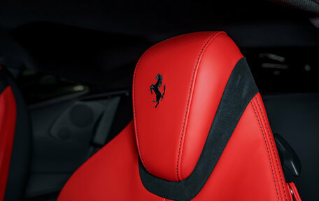 Ferrari Roma, 2025 год, 33 000 000 рублей, 25 фотография