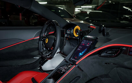 Ferrari Roma, 2025 год, 33 000 000 рублей, 40 фотография