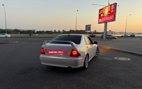 Toyota Altezza, 1999 год, 649 000 рублей, 11 фотография