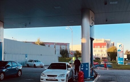 Toyota Altezza, 1999 год, 649 000 рублей, 20 фотография