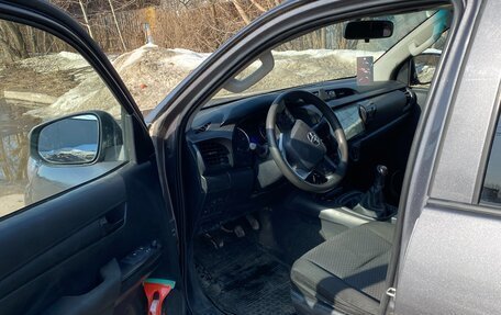 Toyota Hilux VIII, 2019 год, 2 699 000 рублей, 11 фотография