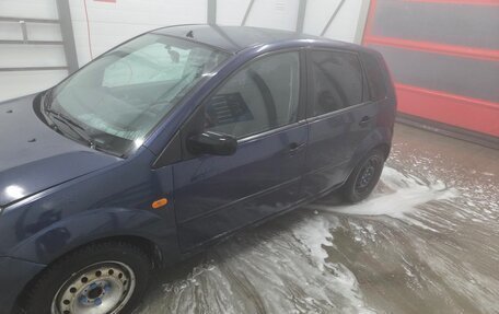 Ford Fiesta, 2002 год, 230 000 рублей, 3 фотография