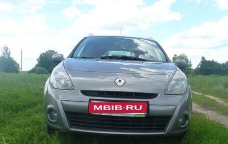 Renault Clio III, 2009 год, 650 000 рублей, 2 фотография