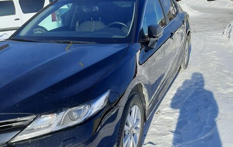 Toyota Camry, 2020 год, 2 900 000 рублей, 6 фотография