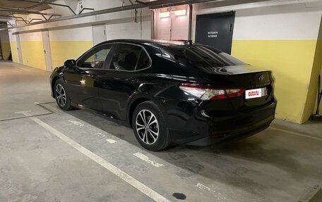 Toyota Camry, 2020 год, 2 900 000 рублей, 11 фотография