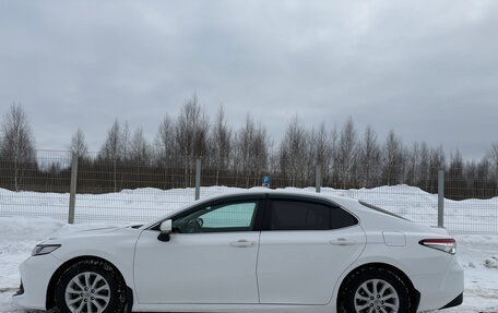 Toyota Camry, 2018 год, 2 700 000 рублей, 5 фотография