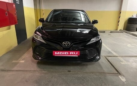 Toyota Camry, 2020 год, 2 900 000 рублей, 18 фотография