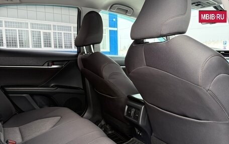 Toyota Camry, 2018 год, 2 700 000 рублей, 13 фотография