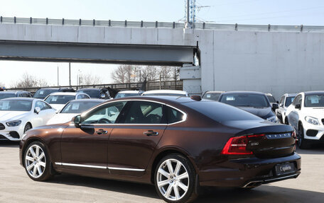 Volvo S90 II рестайлинг, 2017 год, 2 860 000 рублей, 7 фотография