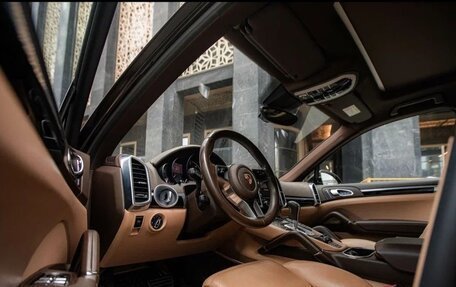 Porsche Cayenne III, 2017 год, 4 500 000 рублей, 14 фотография