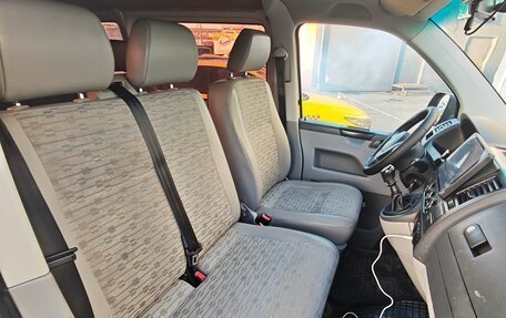 Volkswagen Transporter T5 рестайлинг, 2011 год, 1 185 000 рублей, 14 фотография