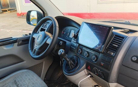 Volkswagen Transporter T5 рестайлинг, 2011 год, 1 185 000 рублей, 13 фотография