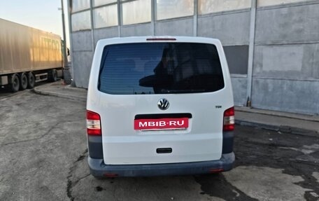 Volkswagen Transporter T5 рестайлинг, 2011 год, 1 185 000 рублей, 7 фотография