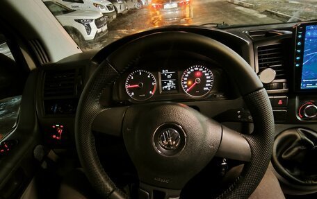 Volkswagen Transporter T5 рестайлинг, 2011 год, 1 185 000 рублей, 40 фотография