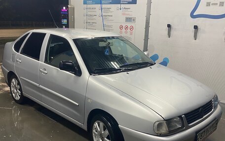 Volkswagen Polo III рестайлинг, 2000 год, 250 000 рублей, 5 фотография