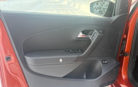 Volkswagen Polo VI (EU Market), 2018 год, 1 200 000 рублей, 16 фотография