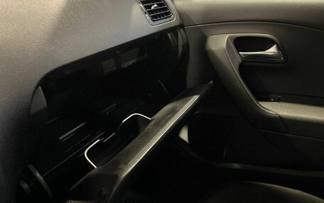 Volkswagen Polo VI (EU Market), 2012 год, 745 000 рублей, 28 фотография