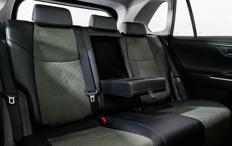 Toyota RAV4, 2023 год, 3 999 000 рублей, 23 фотография