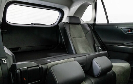 Toyota RAV4, 2023 год, 3 999 000 рублей, 24 фотография