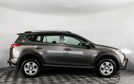 Toyota RAV4, 2018 год, 2 849 000 рублей, 5 фотография
