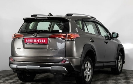 Toyota RAV4, 2018 год, 2 849 000 рублей, 6 фотография