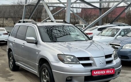 Mitsubishi Outlander III рестайлинг 3, 2004 год, 735 000 рублей, 7 фотография